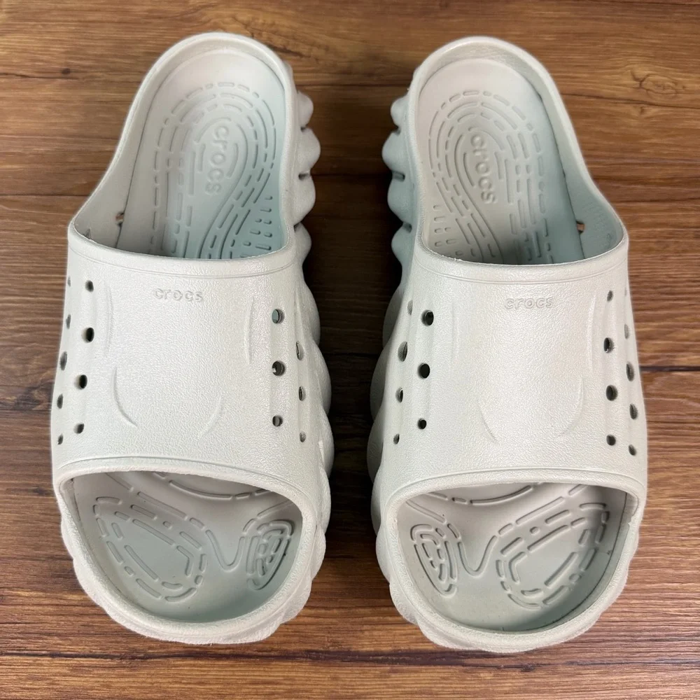 CROCS Echo Slide Sandals Women’s Size 10‎ Slip-On Shoes